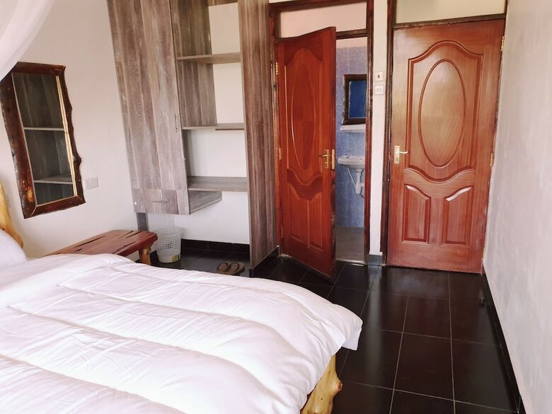 Hotel Merinja Guest House