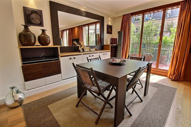 116324 - 2 Person Apartment Near Eiffel Tower