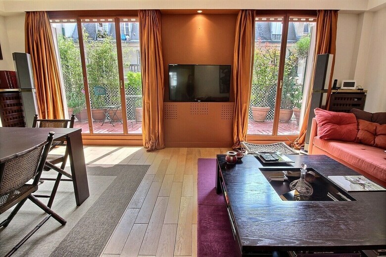 116324 - 2 Person Apartment Near Eiffel Tower