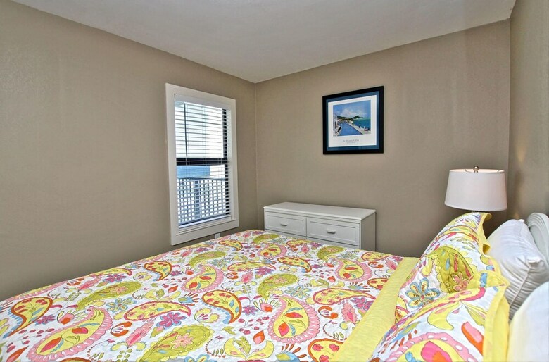Island Sunrise 268 By Youngs Suncoast