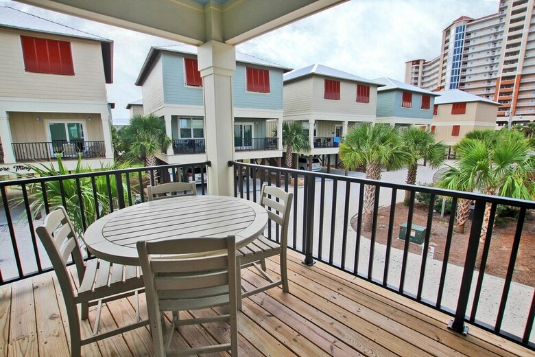 Nautical Breeze At Romeo Beach By Youngs Suncoast