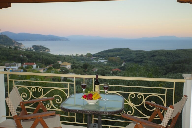 Apartamentos Filoxenia Sea & View