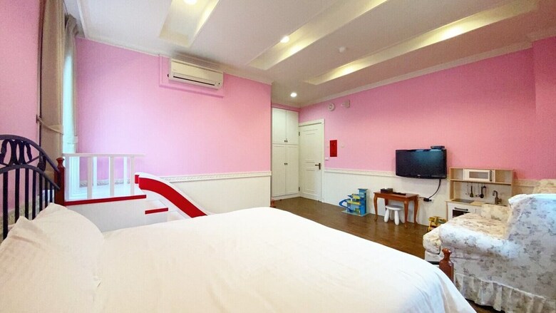 Hotel Isa Butterfly Kids Bnb