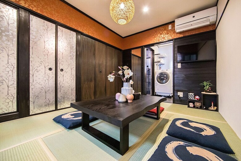 Osaka Zebrahouse Morinomiya
