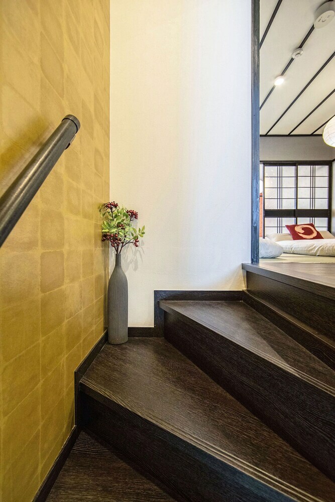 Osaka Zebrahouse Morinomiya