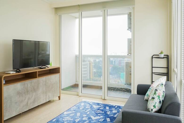 Wonderful 2br Menteng Park Apartment With Private Lift
