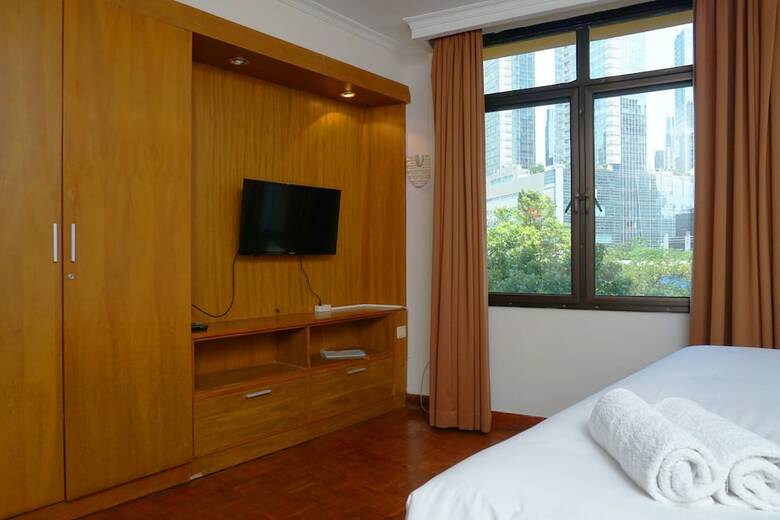 Modern And Spacious 2br At Kusuma Chandra Apartment