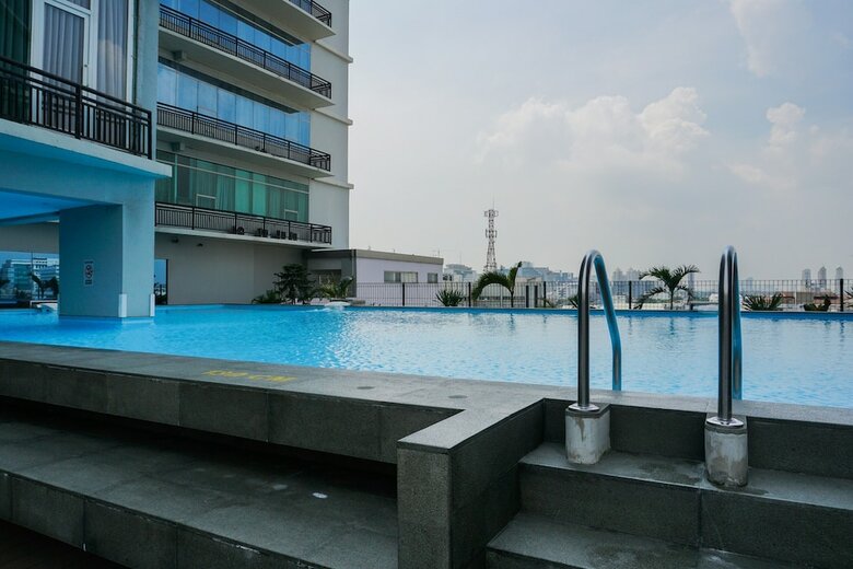 Convenient 2br Apartment At Pasar Baru Mansion