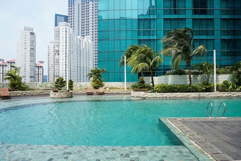 2br Apartment At Central Park Residence Near Mall