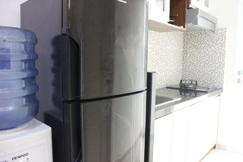 Comfortable 1br Apartment At Parahyangan Residence Near Unpar