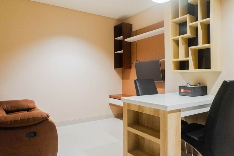 Cozy 1br Apartment At Praxis