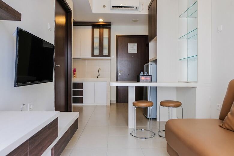 Modern Living 1br At Saveria Apartment