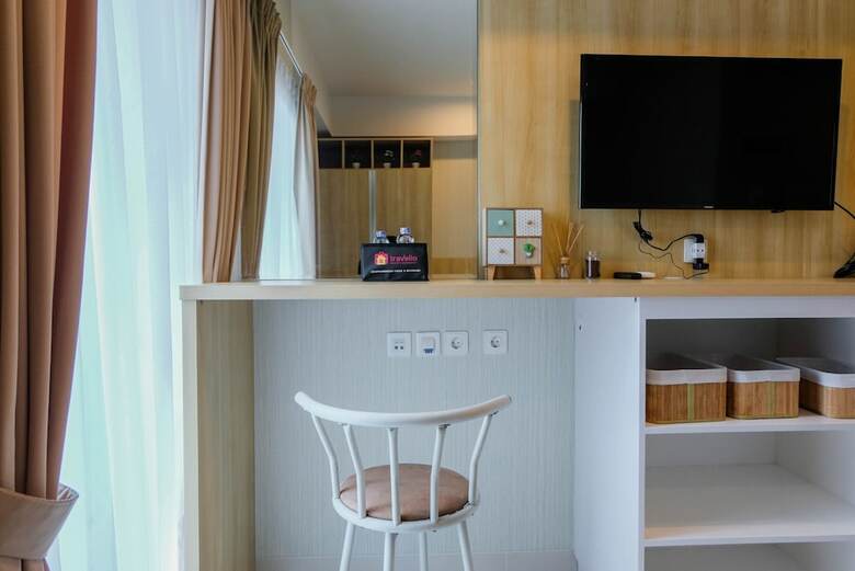 Elegant And Trendy Studio Roseville Apartment