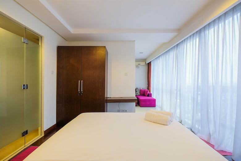 Elegant 1br Apartment At Kemang Mansion