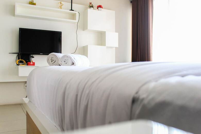 Comfy Studio Apartment At Bintaro Plaza Residence
