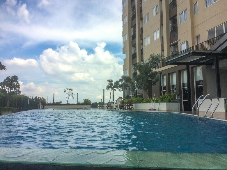 Minimalist And Comfy Studio The Oasis Cikarang Apartment