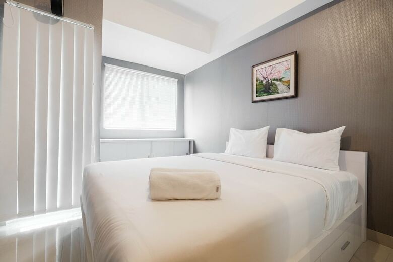 Pleasant Studio Apartment At The Oasis Cikarang