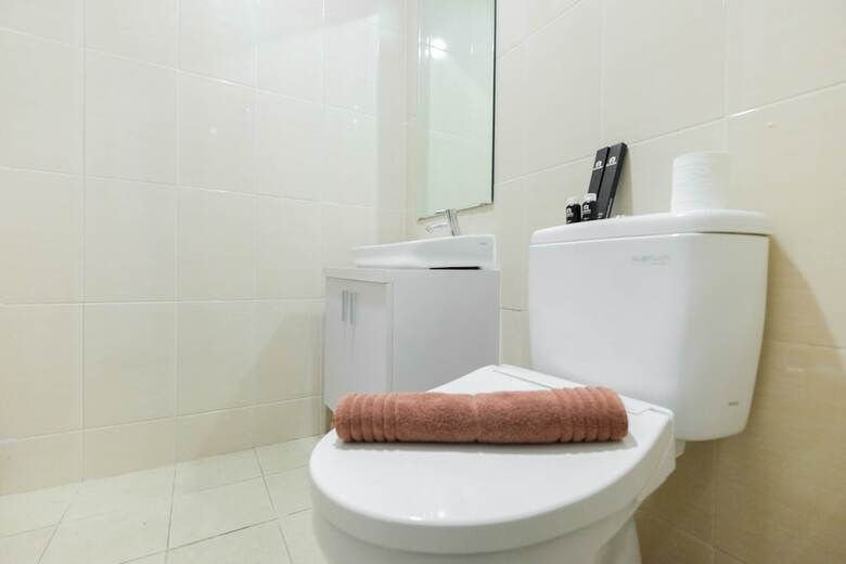 Pleasant Studio Apartment At The Oasis Cikarang