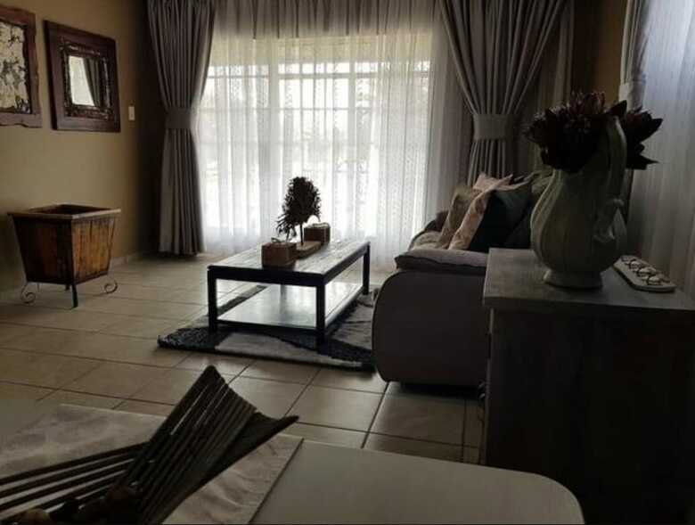 Hotel River Rock Guesthouse