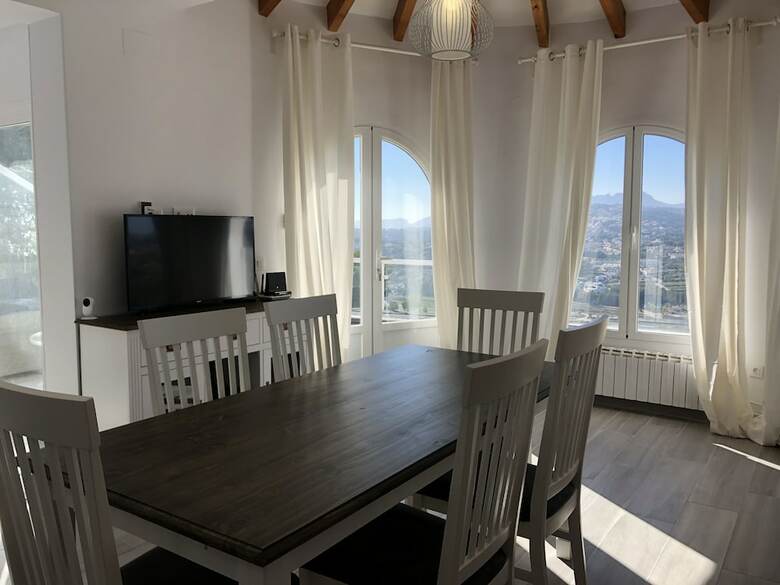 Best Villa For 14 Persons Near The Beach, Moraira