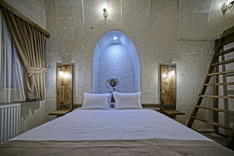 Hotel Lemon Cave Suites And Coffee House