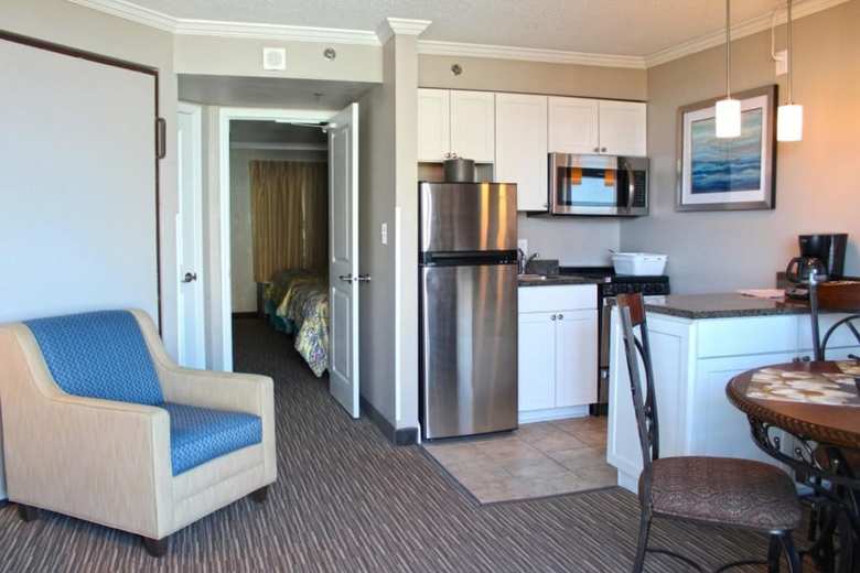 Hotel Caravelle Resort By Palmetto Vacations