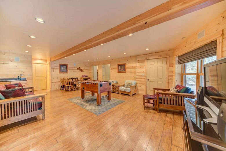 Crane Drive 17166 By Village Properties At Sunriver
