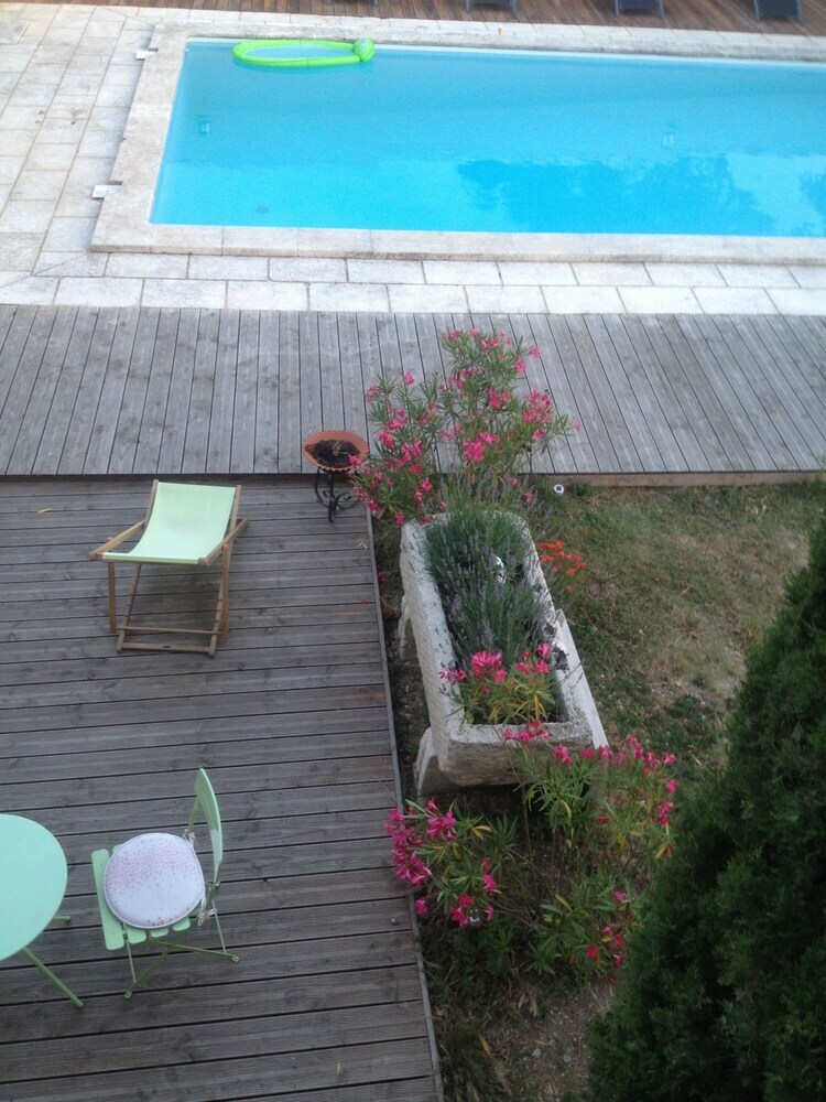 Hotel Chambre D'h�tes Lou Mazet