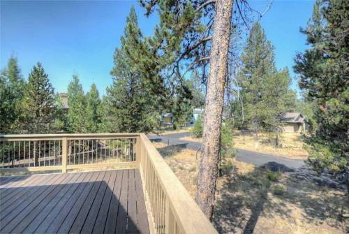 Warbler Lane 15 By Village Properties At Sunriver