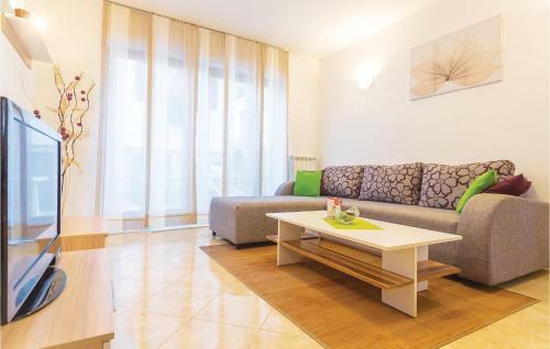 Holiday Home Pula 24