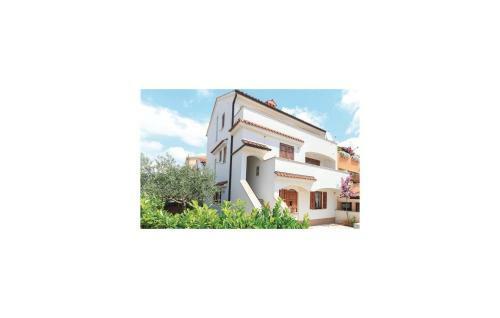 Holiday Home Pula 24