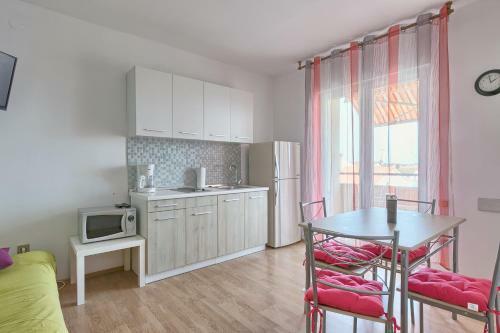 Apartments Veruda Porat