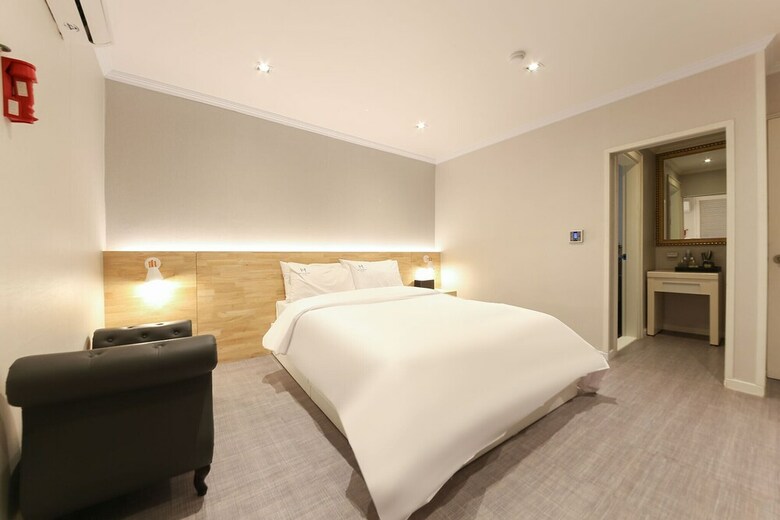 W Lounge Hotel