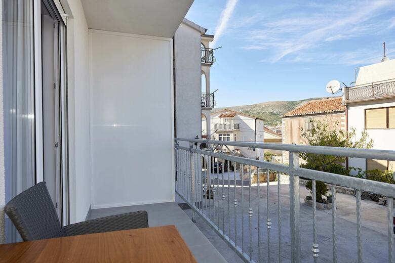 Hotel Apartments & Rooms ?aja