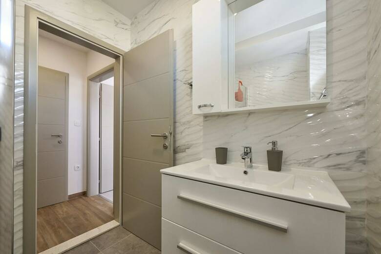 Hotel Apartments & Rooms ?aja