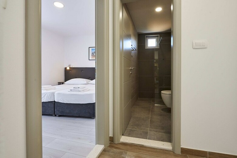 Hotel Apartments & Rooms ?aja
