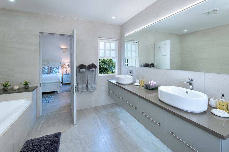 Westshore Beach House By Blue Sky Luxury