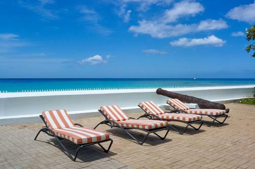 Villa High Trees Blue Sky Luxury