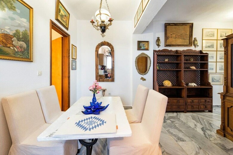 Ricos Two Bedroom Apartment - Naoussa Paros