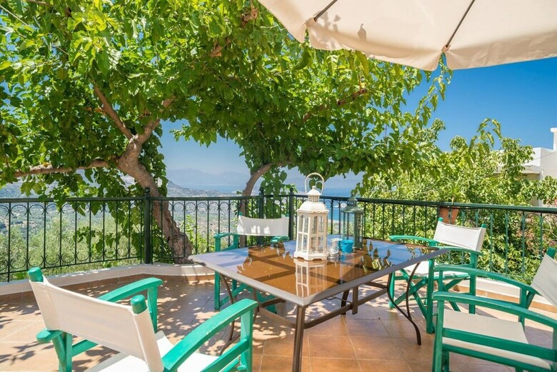 Agrilos House - Amazing Sea View - Sleeps 4