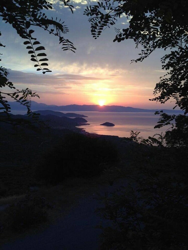 Agrilos House - Amazing Sea View - Sleeps 4