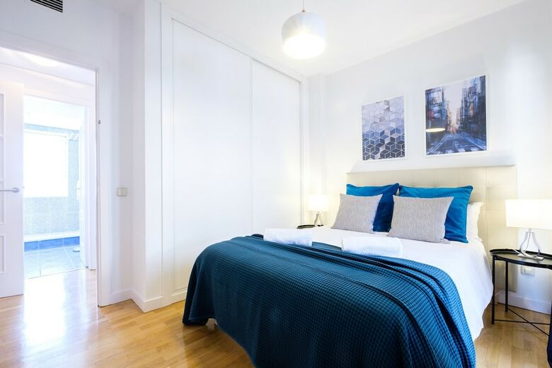 Apartamento Acogedor �tico Con Terraza En Retiro