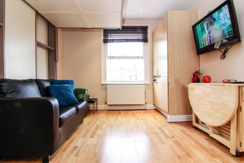 Apartamento 41/43 Unique Studio With French Sliding Bed