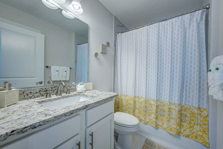 Villa Beach Escape One - Luxury Townhome