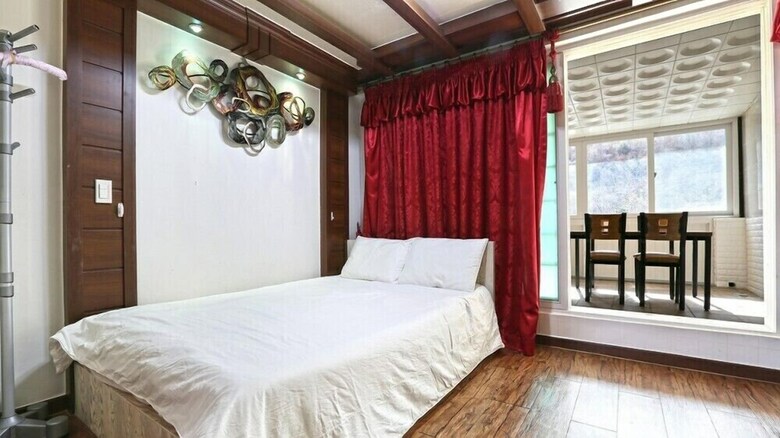 Apartamentos You And Me Pension