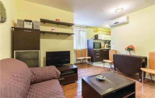 Apartment Pula Osjecka II