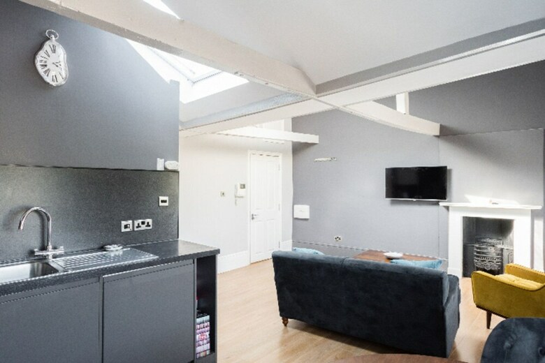 The Riverside Escape - 3bdr In 3 Central Apartments