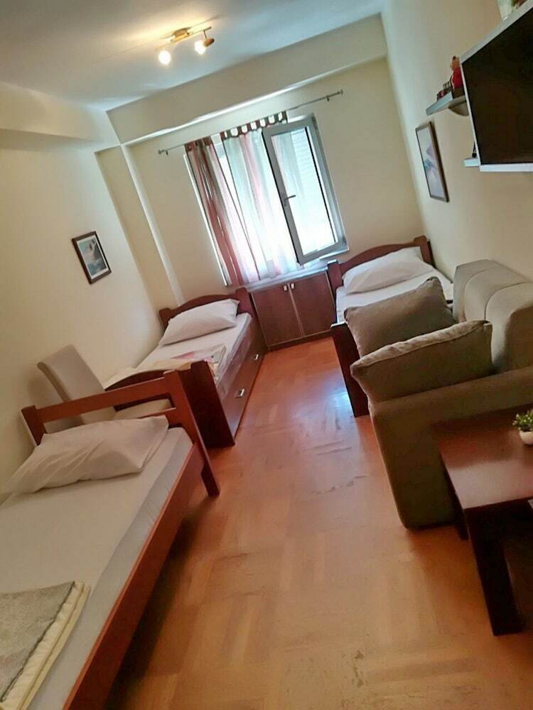 Cuca Comfort Apartment, Budva
