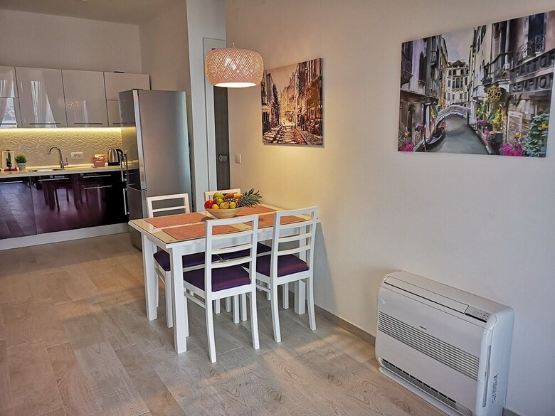 Lavander One Bedroom Apartment -29