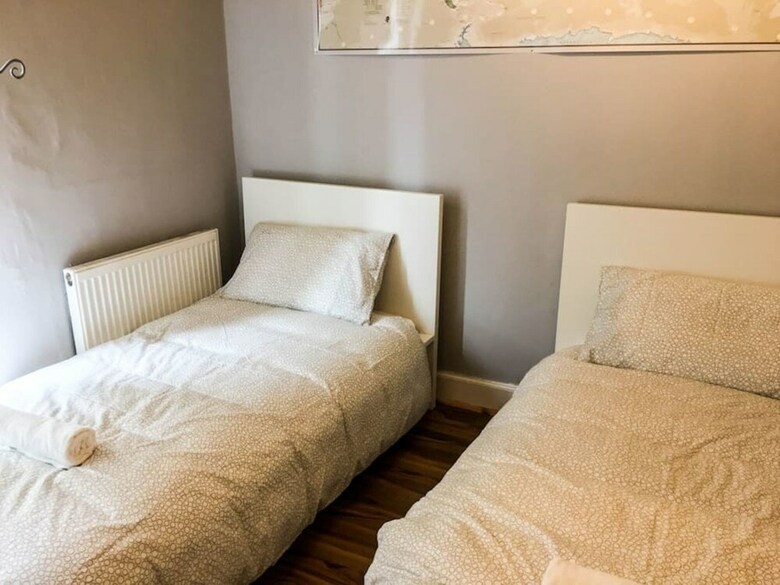 Bothwell � Superb City Centre Apartment